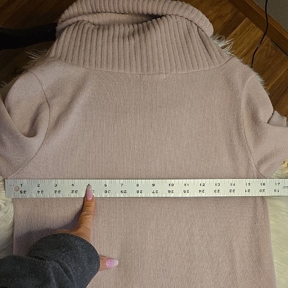 12 Pm By Mon Ami Soft Lavender Cowl Neck Sweater - Picture 4 of 4
